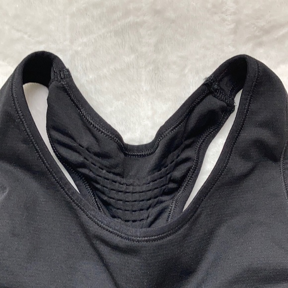 Sweaty Betty Stamina Sports Bra. - Picture 12 of 15
